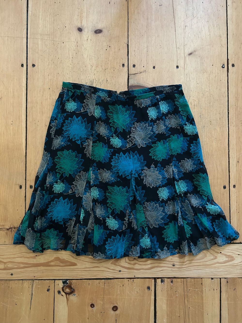 Vintage Alfani Black Midi Skirt with Teal & Aqua Floral Print - Picture 3 of 8